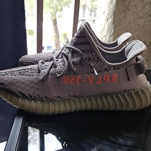 Yeezy boost 350 V2 Beluga